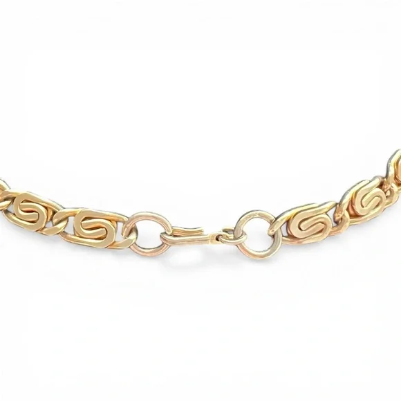 Vintage Gold-Tone Sculpted Link Necklace - Gold - Picture 4 of 4